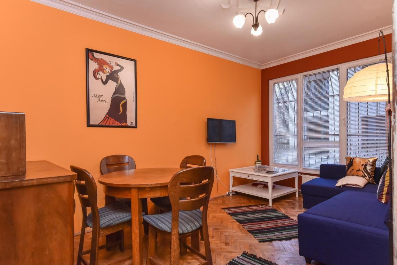 Vintage Spot - Colorful One-Bedroom Apartment By Flat Mаnager Sofia Buitenkant foto