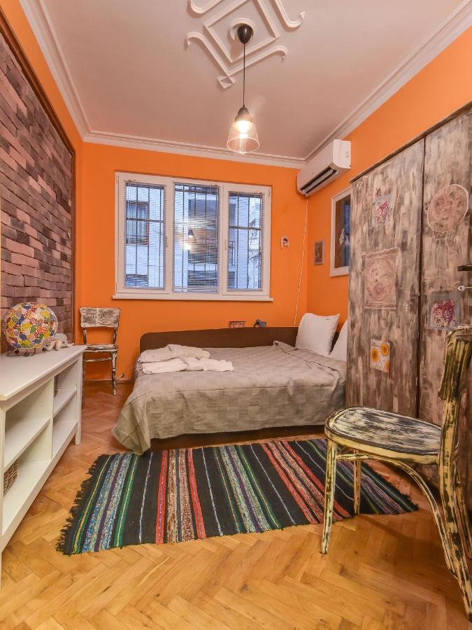 Vintage Spot - Colorful One-Bedroom Apartment By Flat Mаnager Sofia Buitenkant foto
